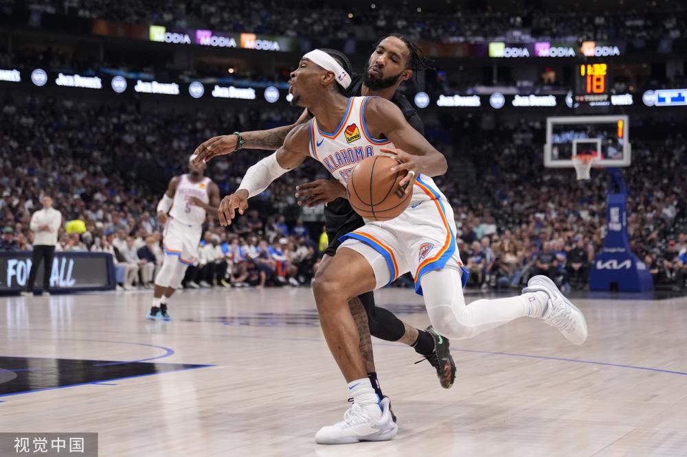 机的抵达 机的抵达