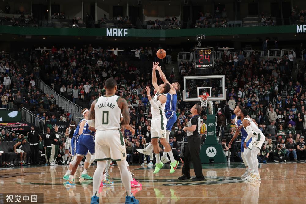 激烈竞争中 激烈竞争中