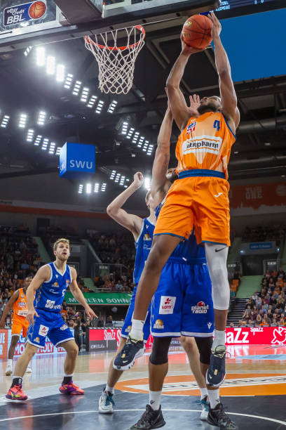 对抗无疑为 对抗无疑为